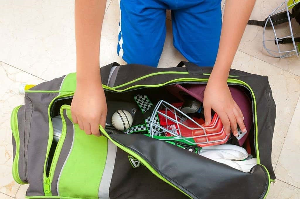 10 Must-Have Features Your Cricket Kit Bag Needs in 2025