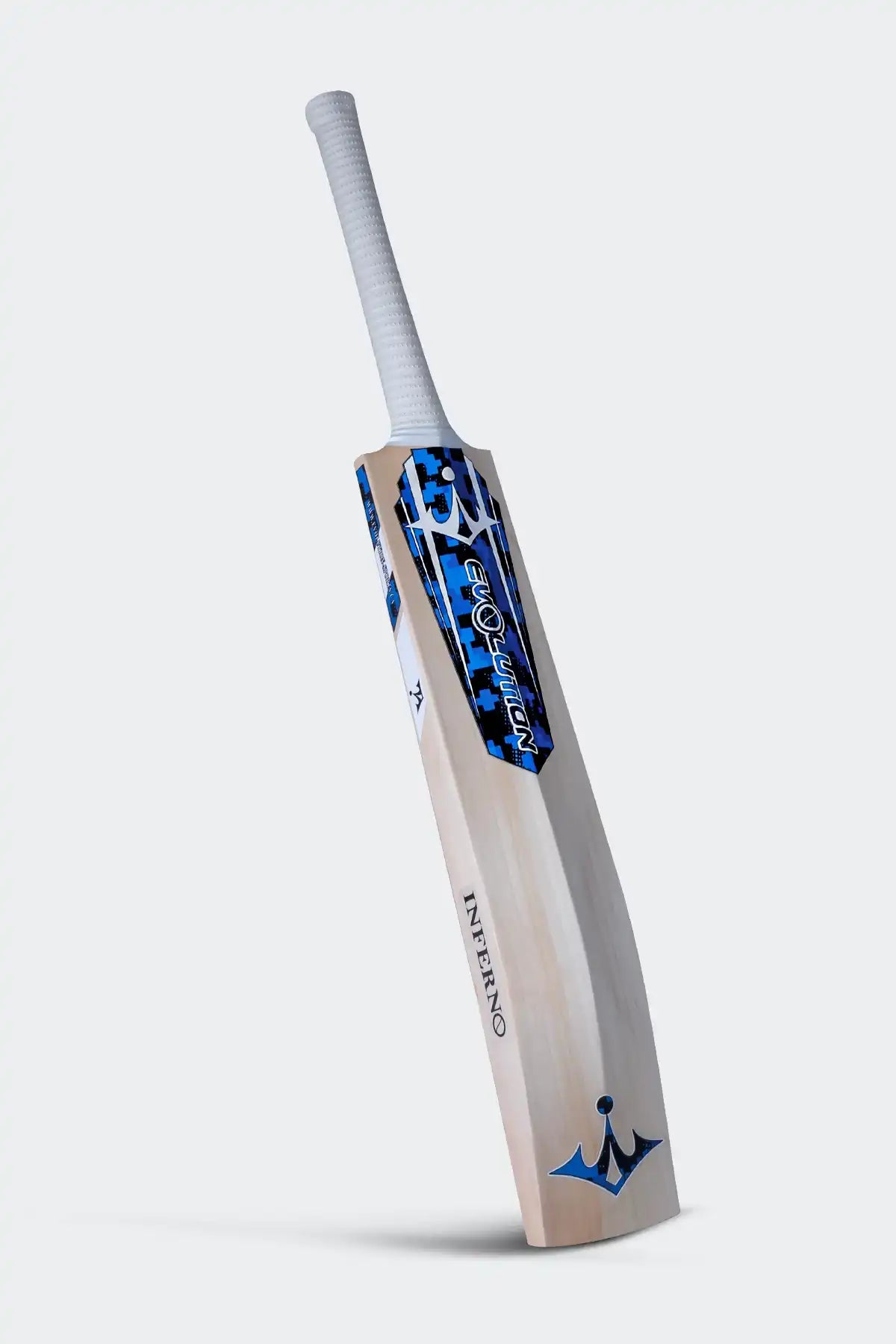 Inferno Camo English Willow Cricket Bat, view 4